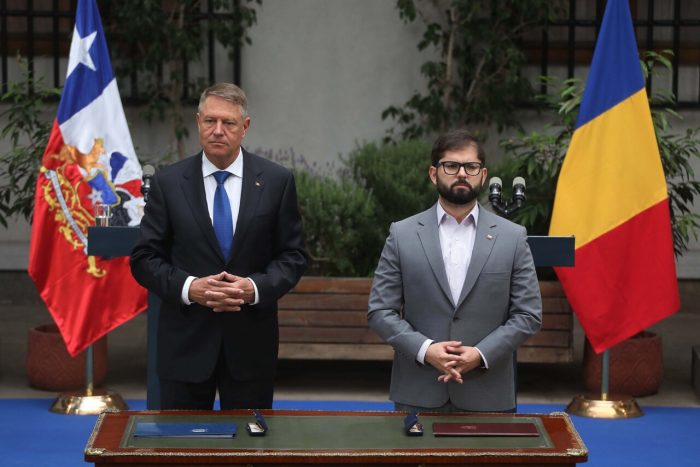 Presidente Boric firma declaración de cooperación ante desastres naturales con Rumania