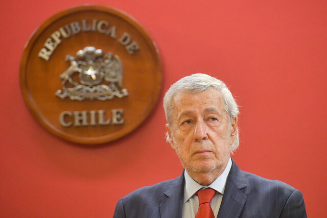Canciller Van Klaveren asegura que Pedro Castillo intentó un golpe de Estado en Perú