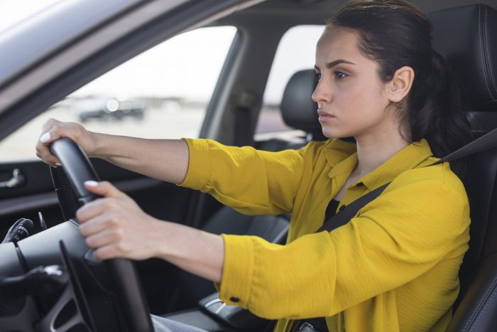 ¿Aprendiendo a manejar? La conducción defensiva evita accidentes de tránsito