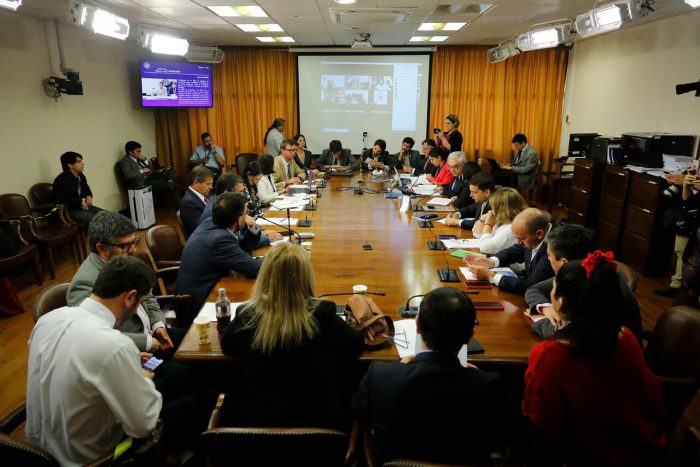 Comisión de Constitución de la Cámara Baja revisará el martes proyectos sobre el sexto retiro