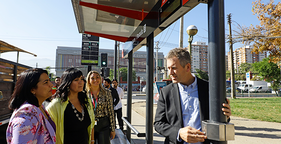 Plan mejora cerca de 6 mil paradas de buses del transporte público