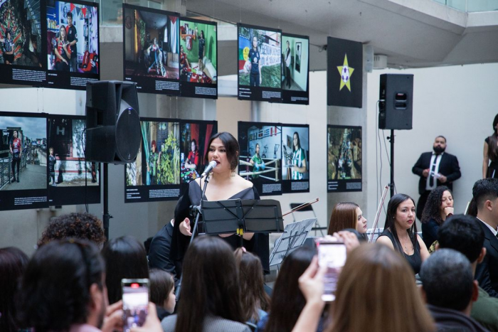 Orquesta Sinfónica Música para la Integración realiza concierto en el Centro Cultural La Moneda en solidaridad con las personas migrantes