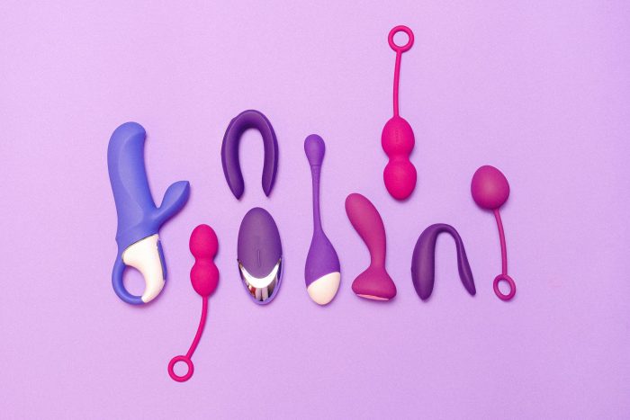 ¿Cómo elegir tu primer juguete sexual? Un aliado para la salud, el placer y autoconocimiento