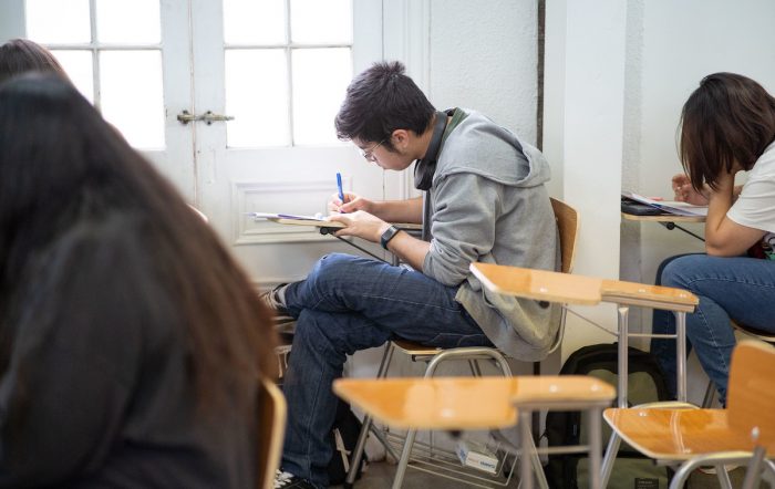 Universidades activan ensayos para la prueba PAES de invierno 100% gratuitos y vía Zoom