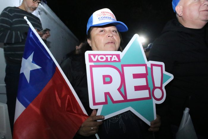 Victimización y votaciones: por qué los republicanos no triunfaron en el Gran Santiago