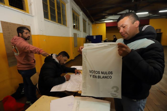 Una señal a considerar: nulos superan votación de la lista del PDG y Todo por Chile
