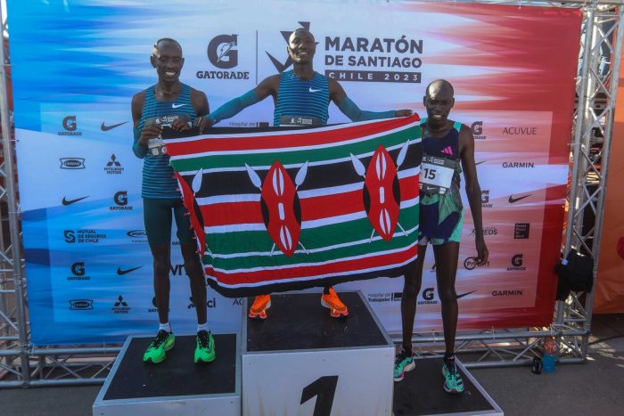 Keniata Joseph Kyengo Munywoki gana Maratón de Santiago