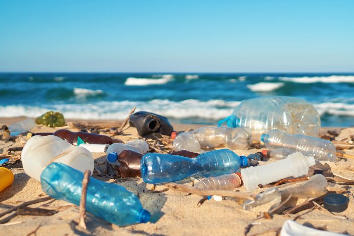 Más de 430 millones de toneladas de plástico se producen al año: el desafío de disminuir su consumo
