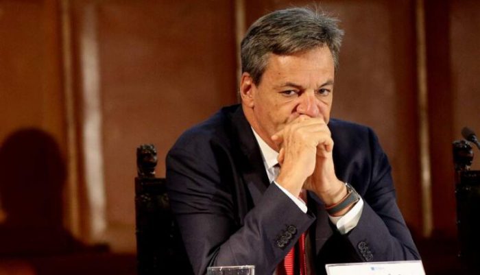Nicolás Ibáñez acusó que fue tratado “como delincuente” por el presidente del Banco de Chile
