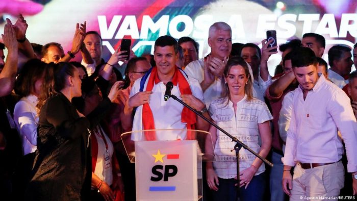 Santiago Peña es electo Presidente de Paraguay tras imponerse con más del 42% de los votos