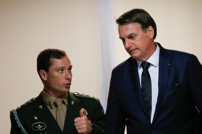La policía de Brasil halla planes para un golpe militar en teléfono de asesor de Bolsonaro