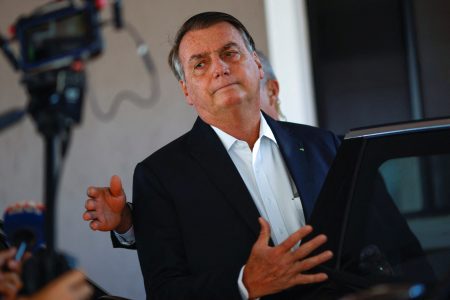 Justicia de Brasil rechaza pedido de Bolsonaro para viajar a asunción de Trump