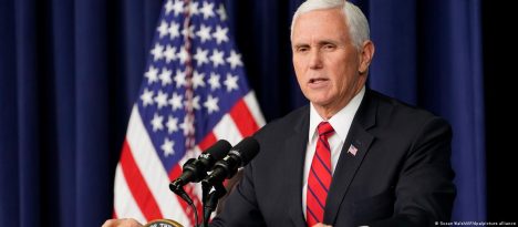 Mike Pence arranca su campaña para las primarias republicanas con afrenta directa a Donald Trump
