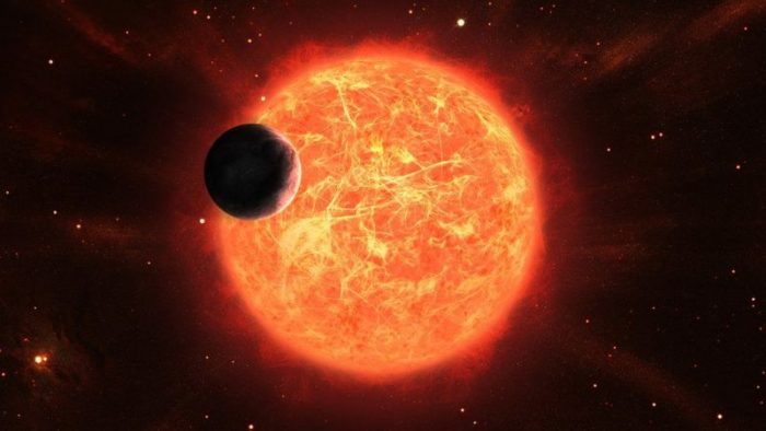El planeta que se salvó de ser tragado por una estrella (y las teorías sobre cómo sobrevivió)