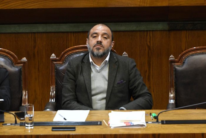 Ministro Ávila no dramatiza ante AC preparada en su contra: “Estoy disponible a responder”