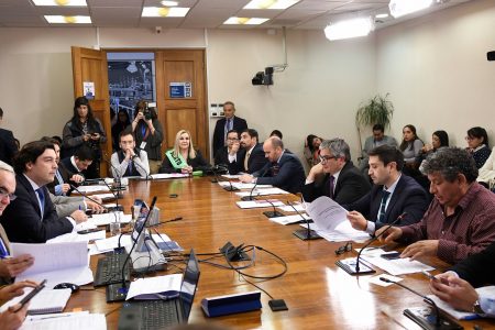 Comisión de Constitución de la Cámara Baja rechazó proyecto que permite "sexto retiro" desde las AFP