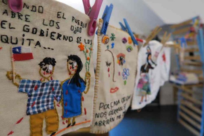 Convocan a acción textil internacional a 50 años del golpe cívico militar en Chile
