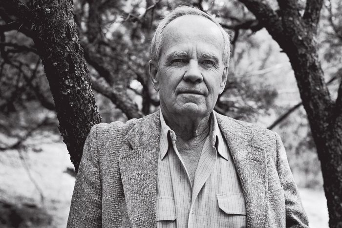 Autor estadounidense de “No es país para viejos”, Cormac McCarthy muere a los 89 años
