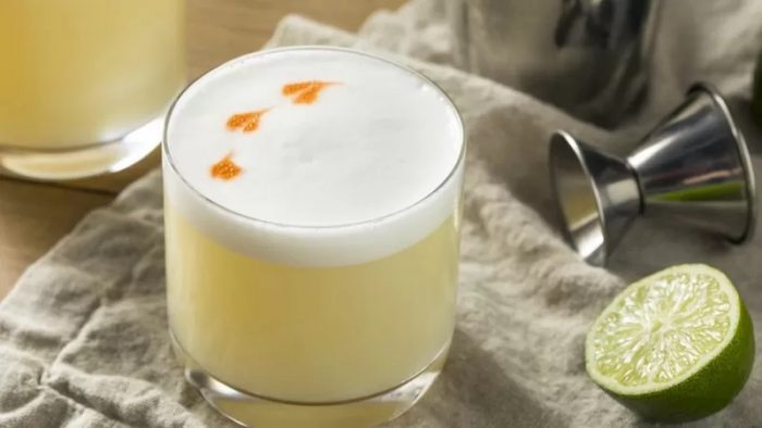 Amargo de Angostura, la medicina que se convirtió en un imprescindible para el pisco sour