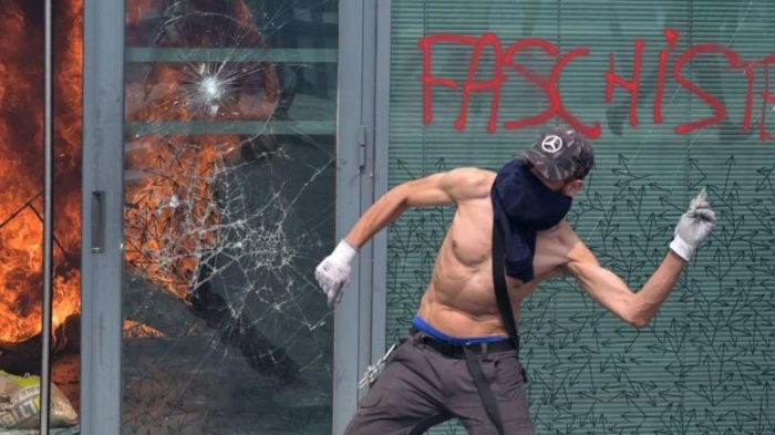 3 claves para entender los violentos disturbios en Francia que dejaron miles de arrestos