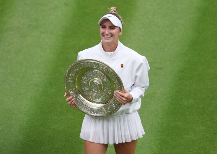 Marketa Vondrousova triunfa en Wimbledon ante Jabeur y se lleva el primer Grand Slam de su carrera