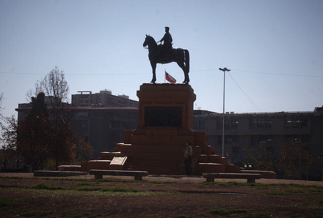 Diputados aprueban proyecto para restituir la estatua de Baquedano a la zona de Plaza Italia