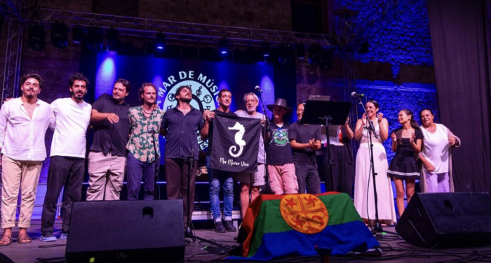 Festival español rindió homenaje a Víctor Jara por el 50 aniversario de su muerte