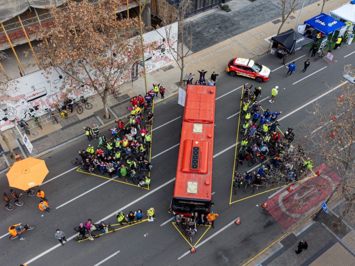 Ciclistas y conductores de buses participan en jornada de aprendizaje para evitar siniestros viales