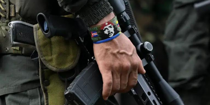 Imputan crímenes de lesa humanidad a 10 exmiembros de FARC