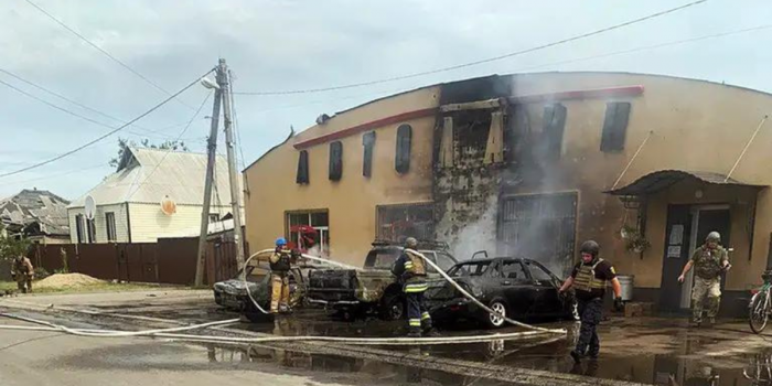 Ocho muertos en Donetsk tras oleadas de ataques rusos
