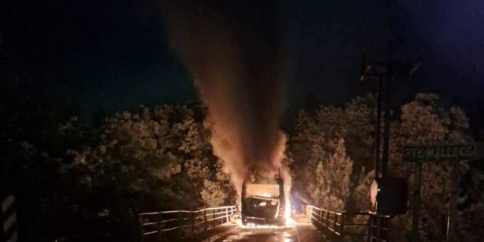 Bus forestal resulta incendiado en nuevo ataque en La Araucanía en pleno Estado de Excepción