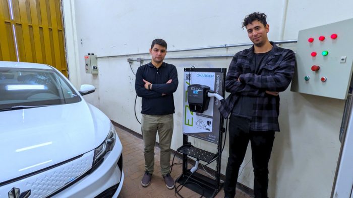 El primer cargador chileno para vehículos eléctricos es desarrollado por “spin-off” de la Usach