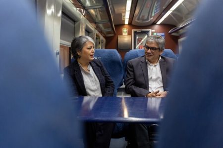 Ministros Marcel y Jara toman “tren al sur”  para dar a conocer Pacto Fiscal y reforma de pensiones
