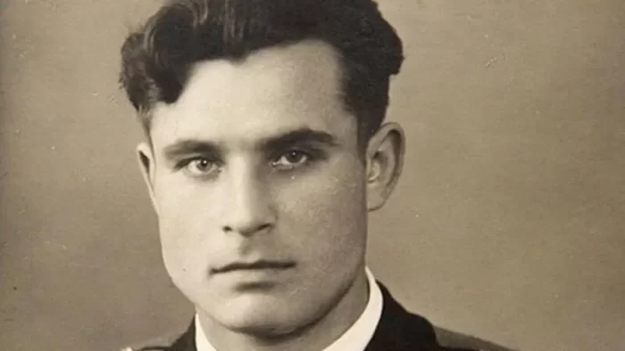 Quién era Vasili Arkhipov, el hombre que salvó al mundo de una guerra nuclear