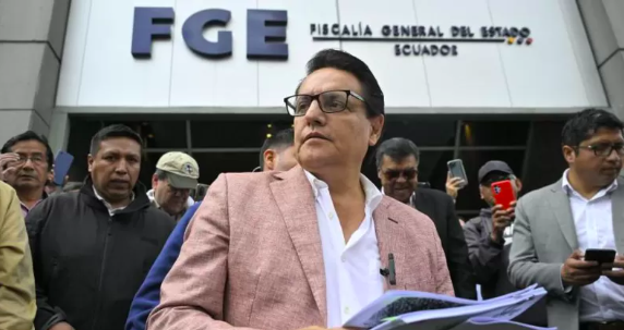 A días de las elecciones asesinan en Quito a candidato presidencial de Ecuador