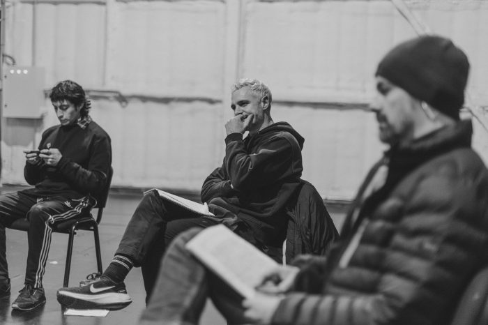 Obra “Antes que los dioses fueran hombres”: una reflexión sobre la nueva masculinidad
