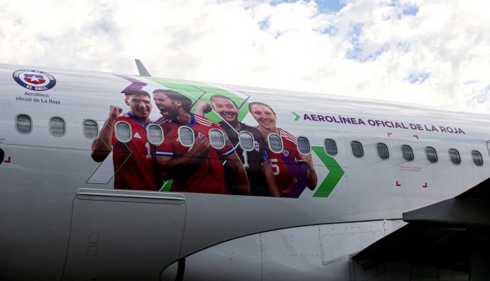 Presentan la nueva línea aérea oficial de la Selección Chilena de Fútbol