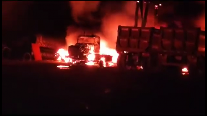Ataque incendiario en Los Ríos deja una persona herida y 19 máquinas destruidas