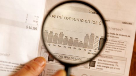 Tarifas eléctricas: parlamentarios exigen transparencia, sanciones y comisión investigadora