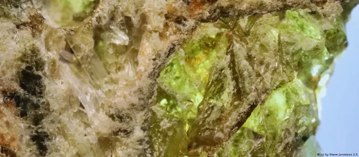 Roca espacial da pistas sobre el origen del Sistema Solar