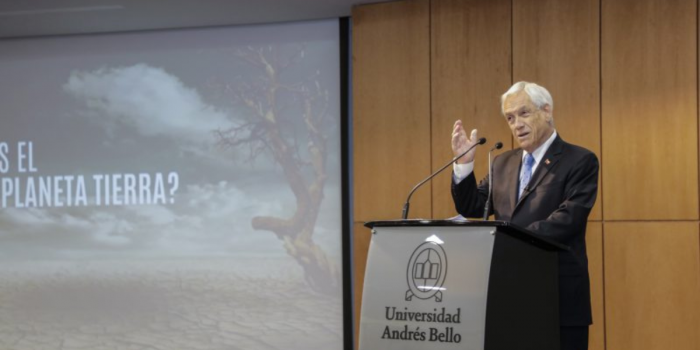 Ex Presidente Piñera en la UNAB: “Nuestra generación enfrenta el desafío por la sobrevivencia”