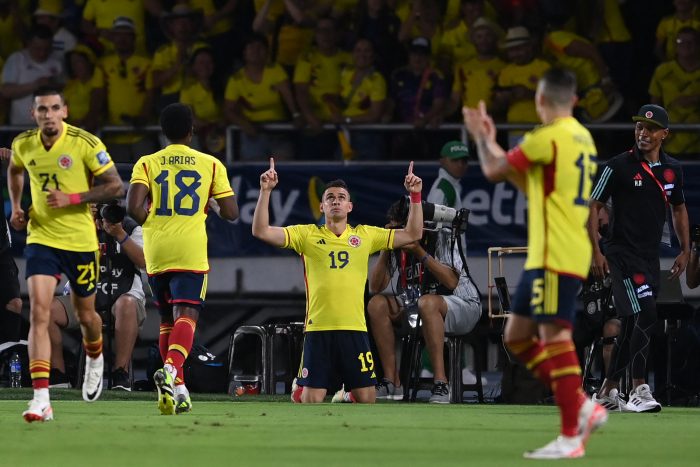 Colombia superó por la mínima a Venezuela en su estreno en las Clasificatorias Sudamericanas