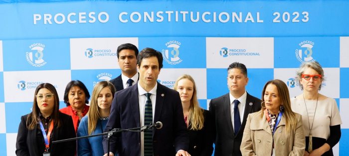 Oficialismo duda de las buenas intenciones de republicanos tras bajada de polémicas enmiendas