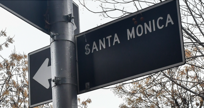 Defensores de DDHH insisten con retrotraer cambio de nombre de calle Santa Mónica