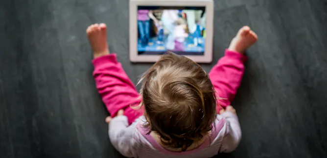 El corazón, otro motivo más para controlar las horas de pantalla en la infancia