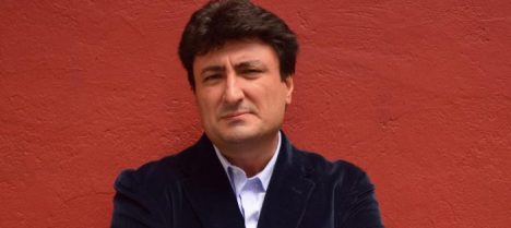 Cartas inéditas encontradas en Chile nutren la nueva biografía del poeta Miguel Hernández