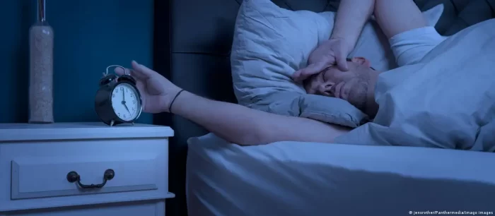 Dormir poco se asociaría a desarrollo de síntomas depresivos