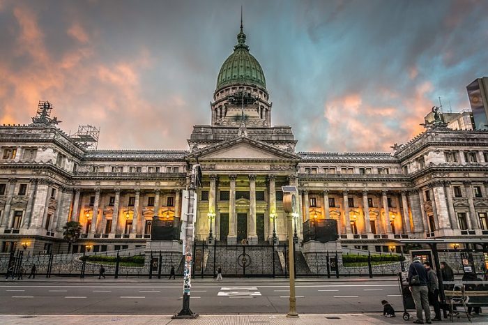 Unidad nacional y elecciones en Argentina
