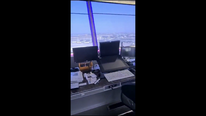 Reportan caída de sistema en torre de control del Aeropuerto de Santiago: “No entienden los riesgos”