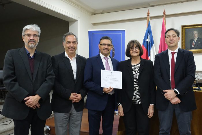 Ex ministro Flavio Salazar se integra a la Academia Chilena de Ciencias